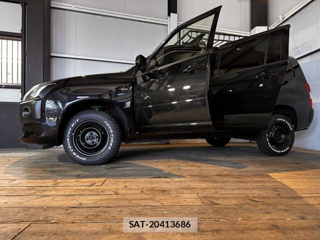 Toyota SUCCEED VAN 2017-04 8102123-11