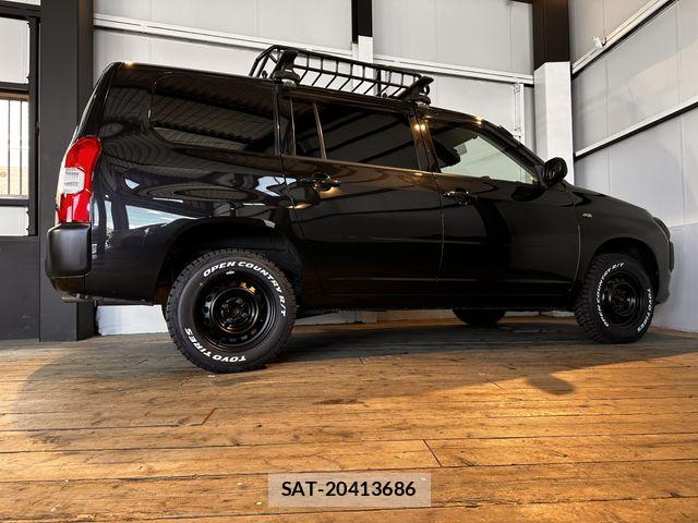 Toyota SUCCEED VAN 2017-04 8102123-21