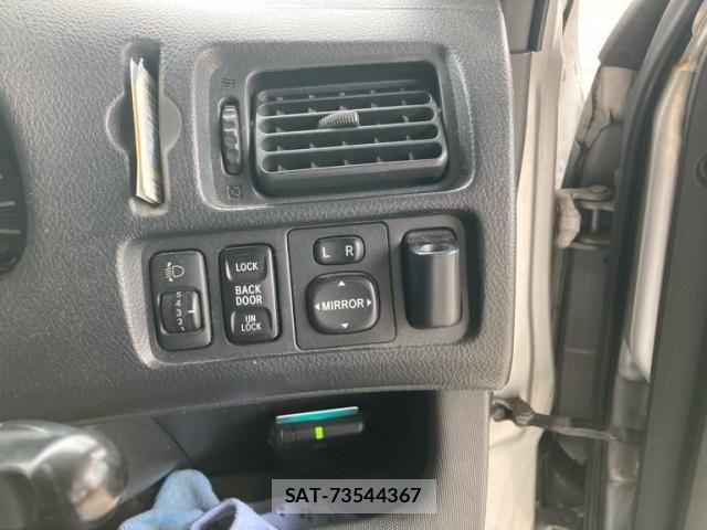 Toyota SUCCEED VAN 2006-10 8661822-10