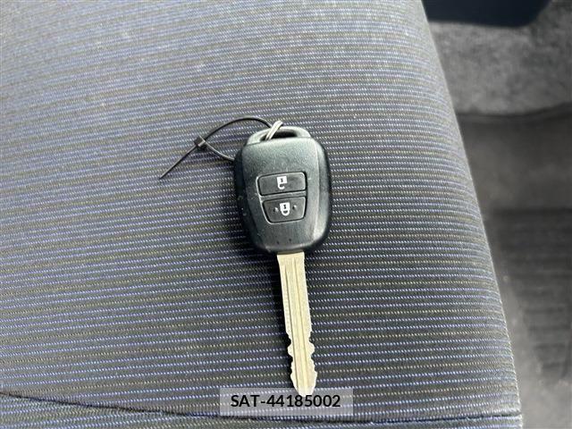 Toyota SUCCEED VAN 2020-03 8797624-21