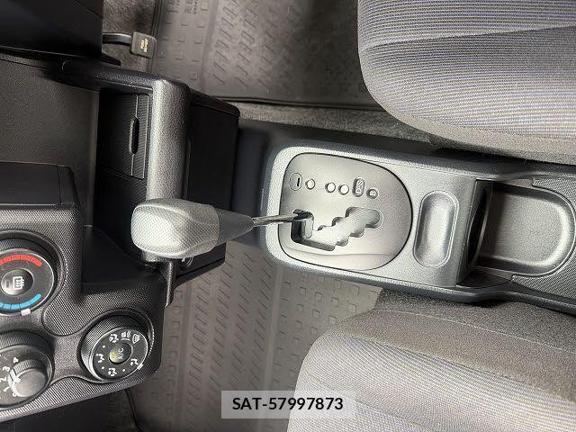 Toyota SUCCEED VAN 2017-11 8882420-9