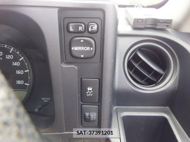 Toyota SUCCEED VAN 2019-07 1218020-19