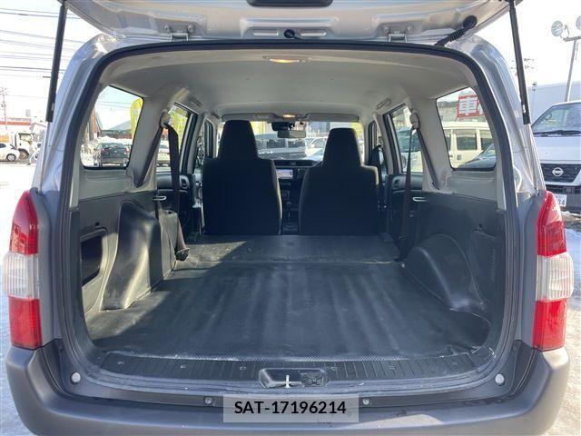 Toyota SUCCEED VAN 2017-08 2779226-26