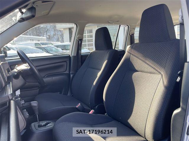 Toyota SUCCEED VAN 2017-08 2779226-29