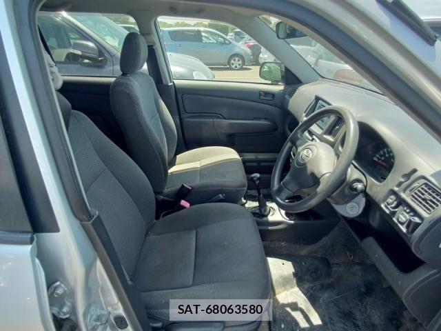 Toyota SUCCEED VAN 2011-10 7021679-9