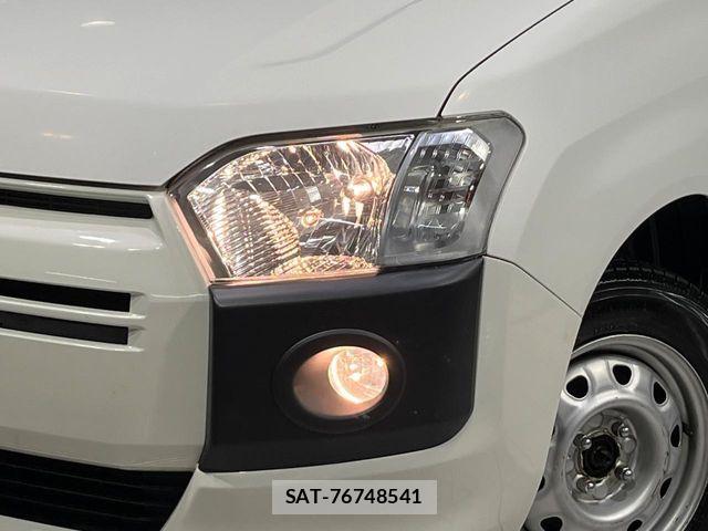 Toyota SUCCEED VAN 2019-03 8210473-11