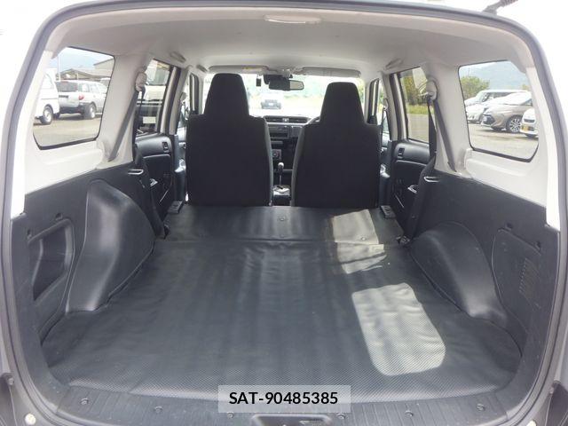 Toyota SUCCEED VAN 2019-07 8744288-9