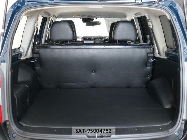 Toyota SUCCEED VAN 2019-01 7330409-7