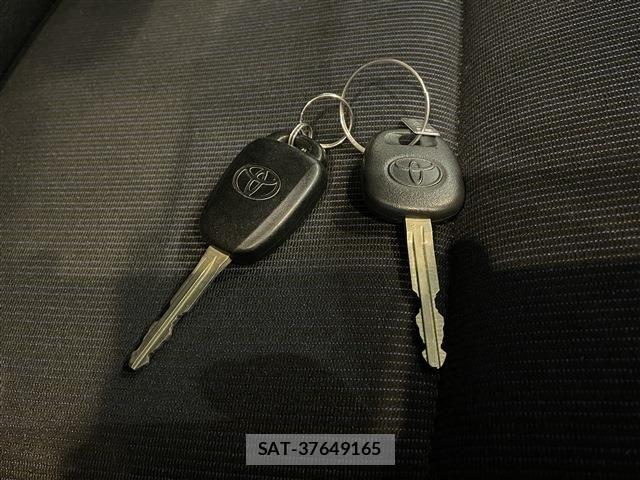 Toyota SUCCEED VAN 2019-04 7330411-10