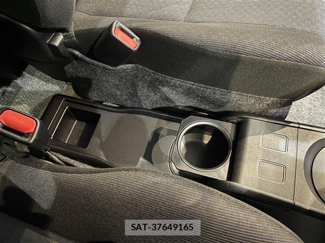Toyota SUCCEED VAN 2019-04 7330411-23
