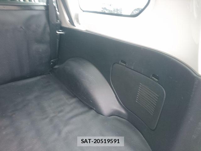 Toyota SUCCEED VAN 2020-07 7330412-17