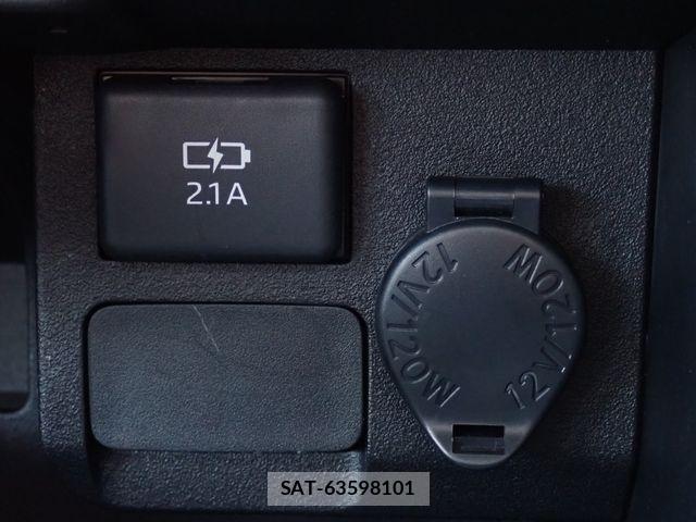 Toyota SUCCEED VAN 2019-04 7394347-10