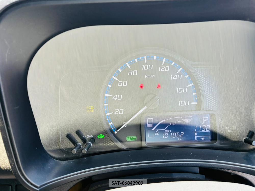 Toyota SUCCEED VAN 2019-04 8056480-15