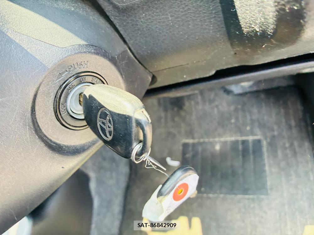 Toyota SUCCEED VAN 2019-04 8056480-16