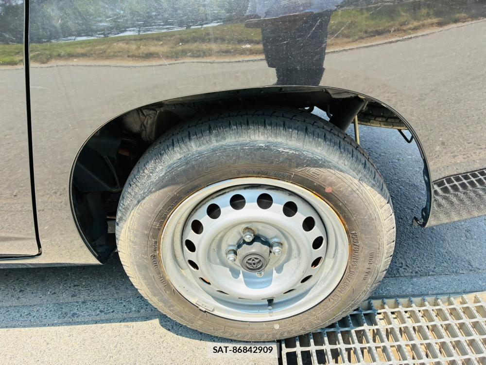 Toyota SUCCEED VAN 2019-04 8056480-30