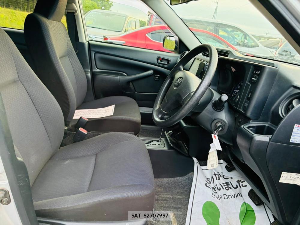 Toyota SUCCEED VAN 2019-06 8144179-11