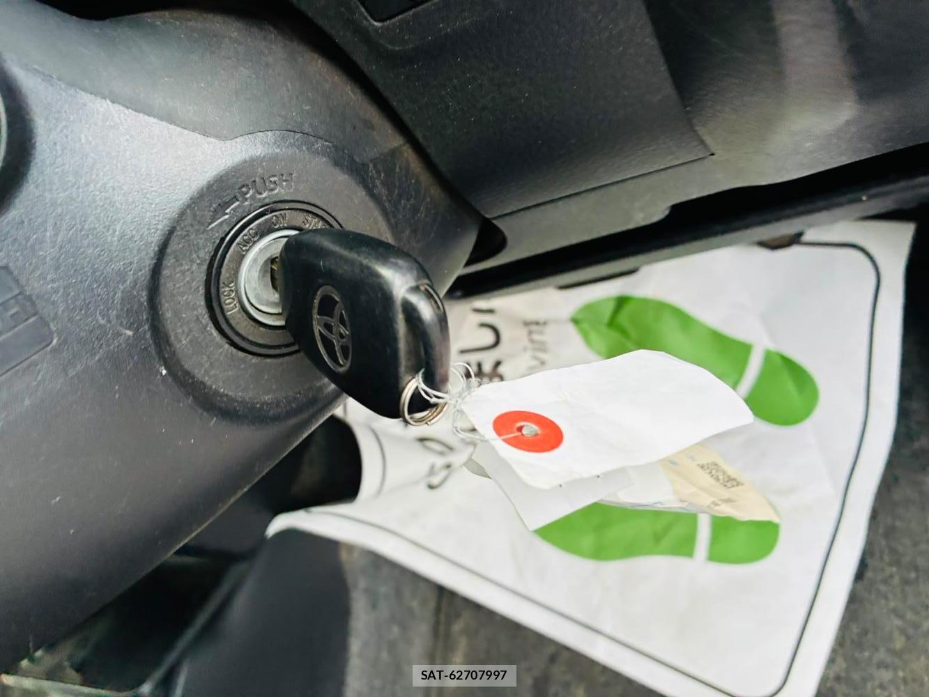 Toyota SUCCEED VAN 2019-06 8144179-16