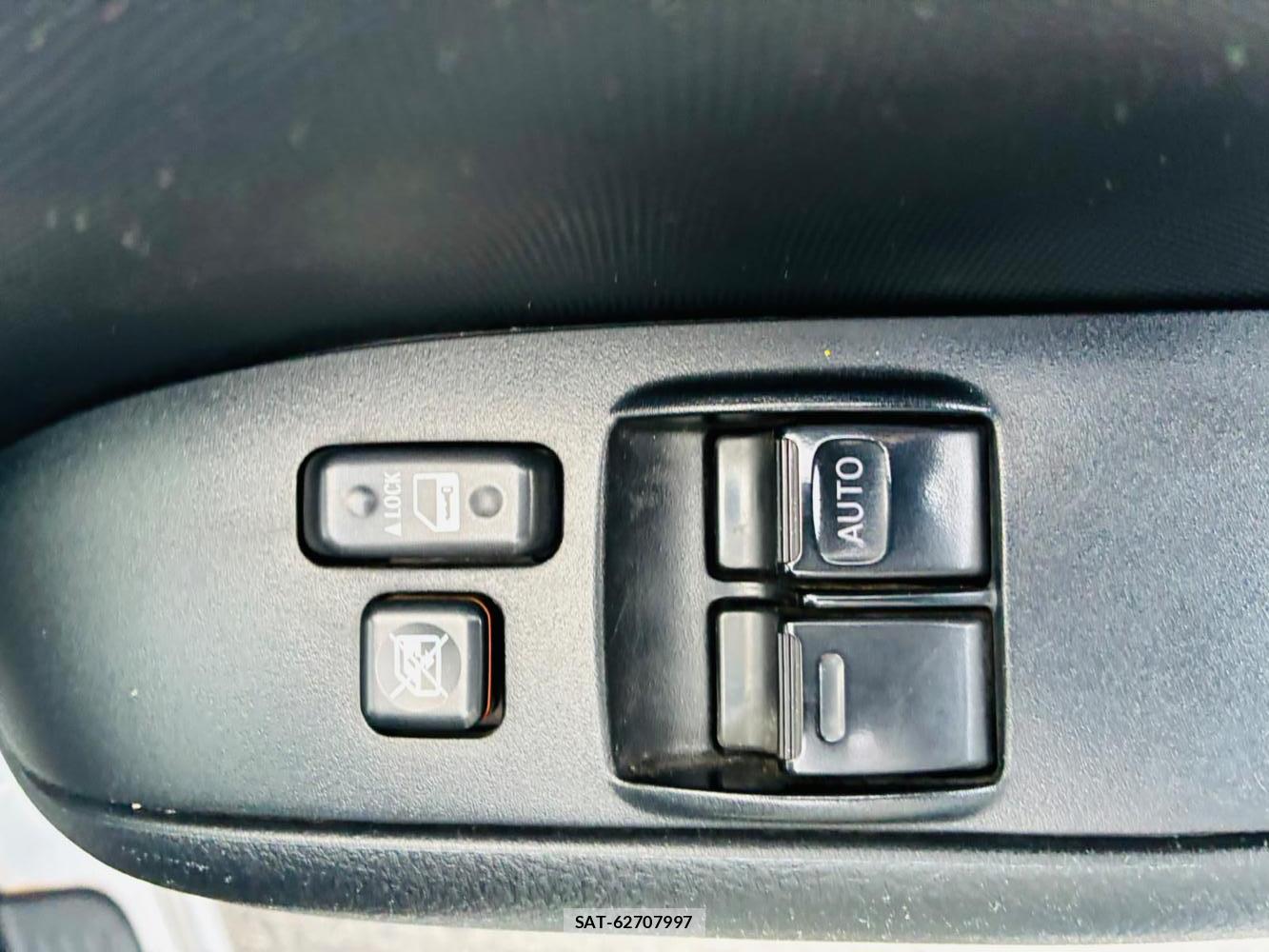 Toyota SUCCEED VAN 2019-06 8144179-21