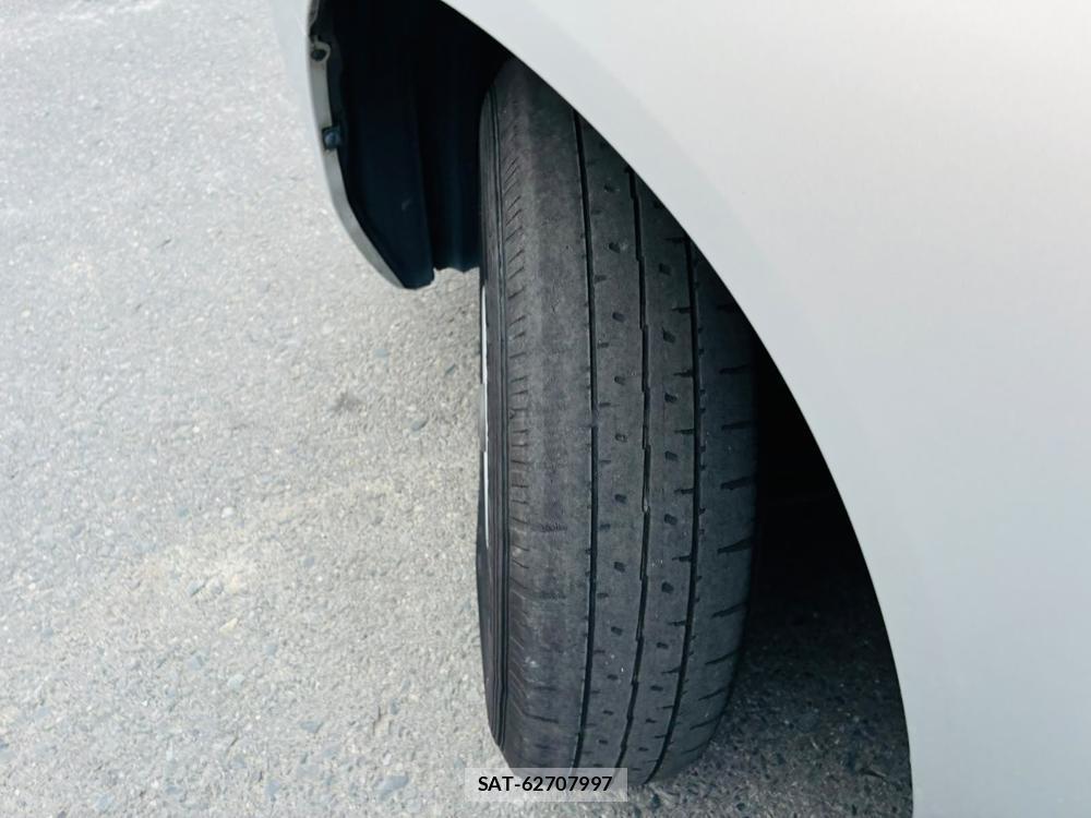 Toyota SUCCEED VAN 2019-06 8144179-31