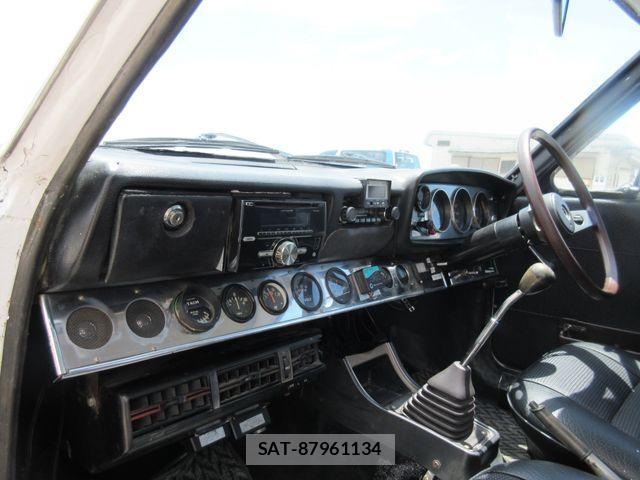 Nissan SUNNY 1969-01 1142660-23