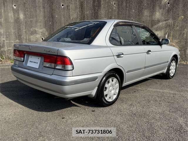 Nissan SUNNY 2001-03 5879908-1