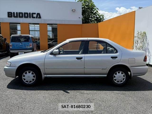 Nissan SUNNY 1995-11 8132541-10
