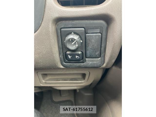Nissan SUNNY 1999-09 8831870-18