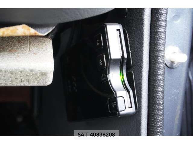 Nissan SUNNY TRUCK 1992-01 4049956-13