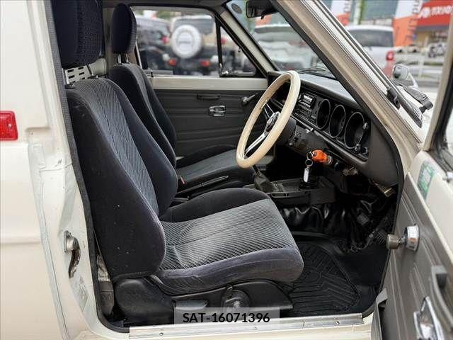 Nissan SUNNY TRUCK 1993-02 7879763-15