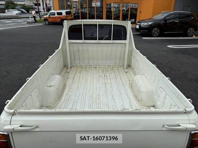 Nissan SUNNY TRUCK 1993-02 7879763-16