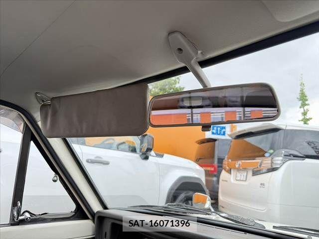 Nissan SUNNY TRUCK 1993-02 7879763-29