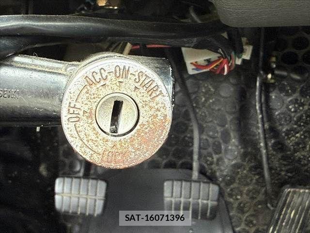 Nissan SUNNY TRUCK 1993-02 7879763-5