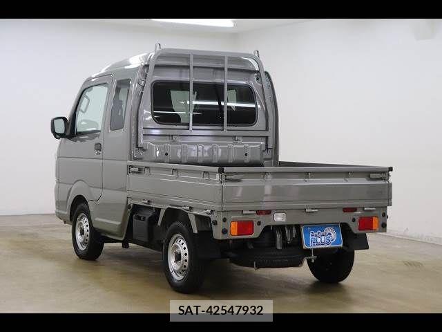 Suzuki SUPER CARRY 2025-03 6615101-19