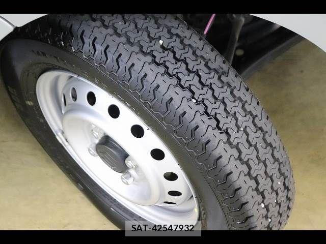 Suzuki SUPER CARRY 2025-03 6615101-23