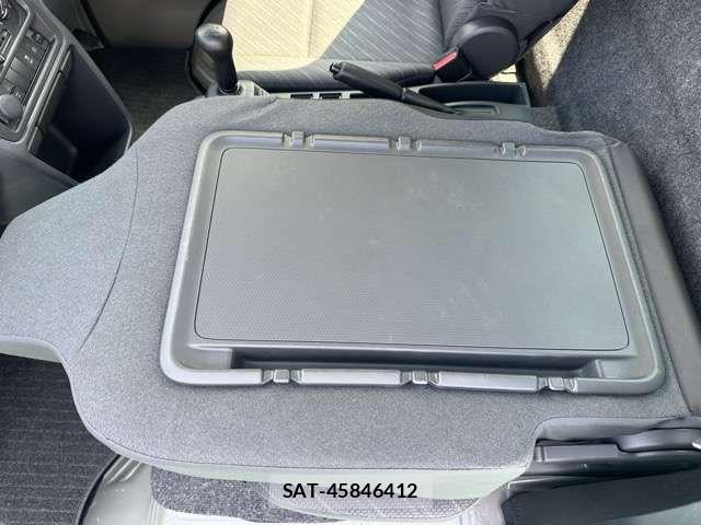 Suzuki SUPER CARRY 2024-04 6791659-3