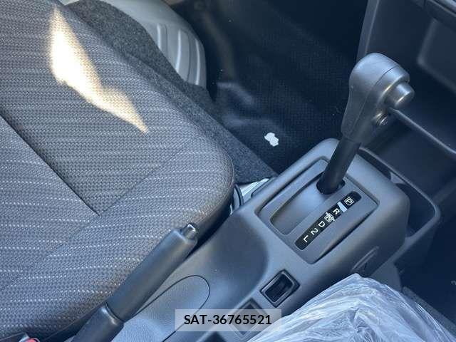 Suzuki SUPER CARRY 2025-03 6791661-15