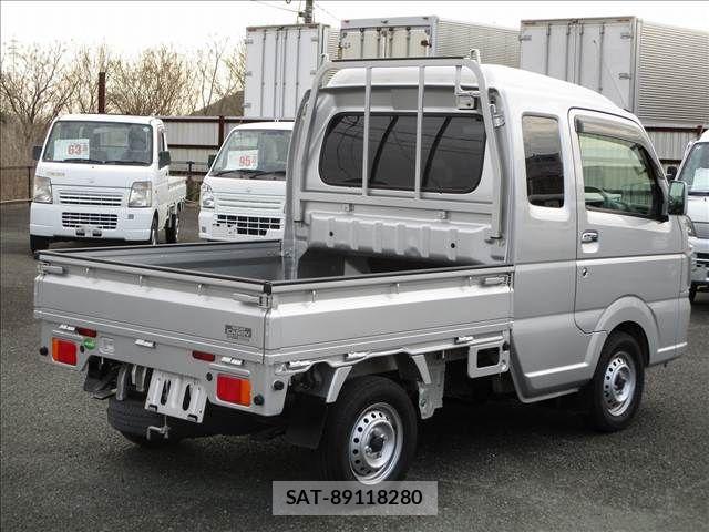 Suzuki SUPER CARRY 2019-06 8132540-4