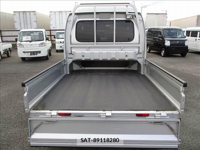 Suzuki SUPER CARRY 2019-06 8132540-8
