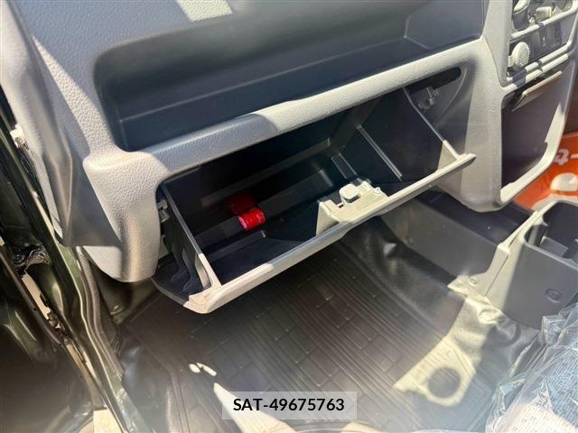 Suzuki SUPER CARRY 2020-06 8159316-11