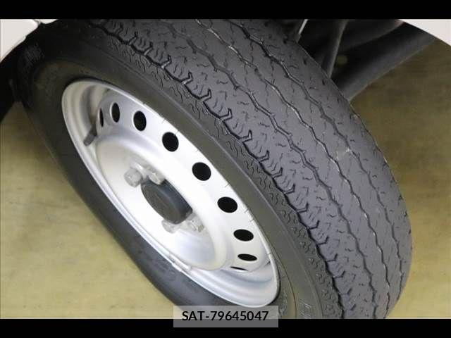 Suzuki SUPER CARRY 2021-02 8317422-23