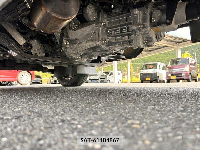 Suzuki SUPER CARRY 2020-09 8415211-21