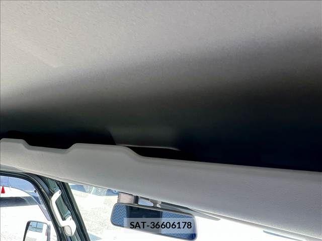 Suzuki SUPER CARRY 2022-06 5879924-23