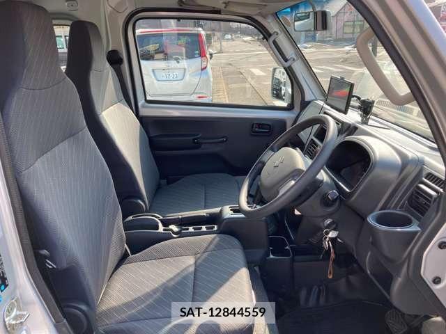 Suzuki SUPER CARRY 2019-03 6791663-17