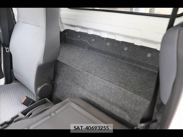 Suzuki SUPER CARRY 2025-09 7021681-12