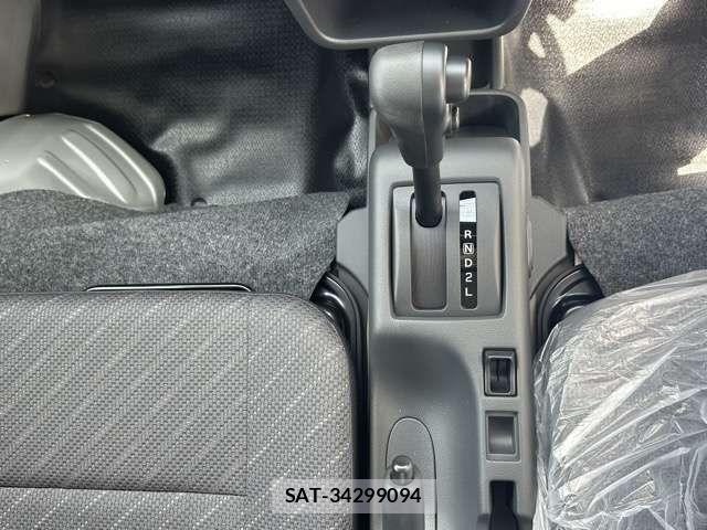 Suzuki SUPER CARRY 2026-01 7060928-16