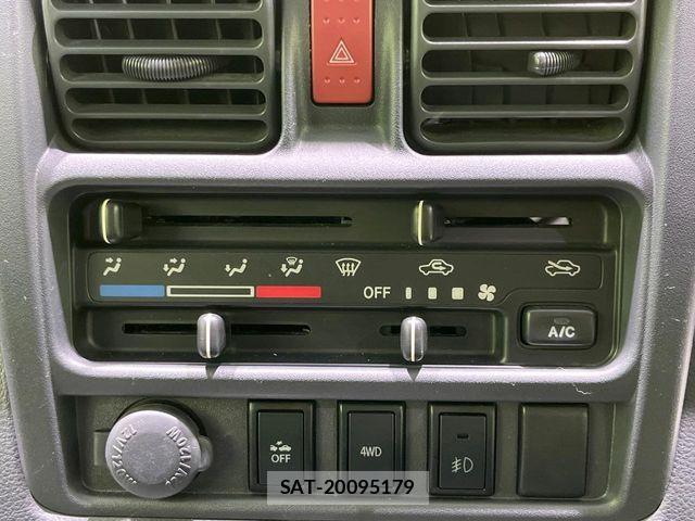 Suzuki SUPER CARRY 2019-02 7879764-6