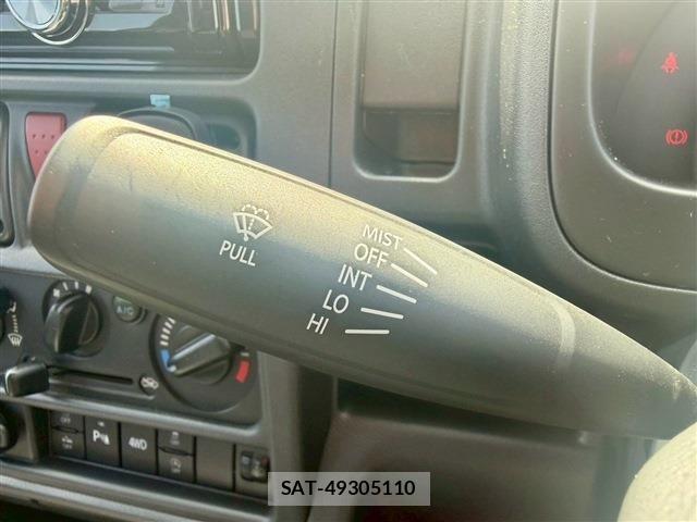 Suzuki SUPER CARRY 2024-10 8132551-9