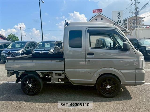 Suzuki SUPER CARRY 2024-10 8132551-17