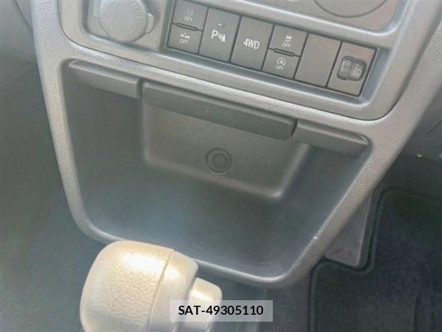 Suzuki SUPER CARRY 2024-10 8132551-6