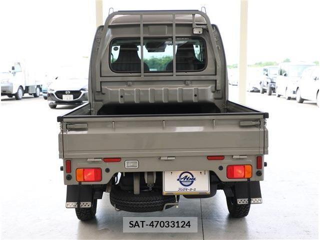 Suzuki SUPER CARRY 2023-08 8132552-17